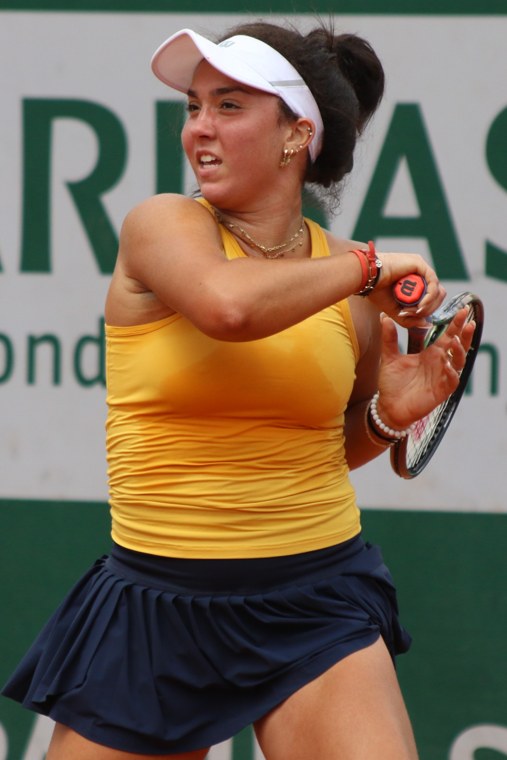 Katrina Scott on court